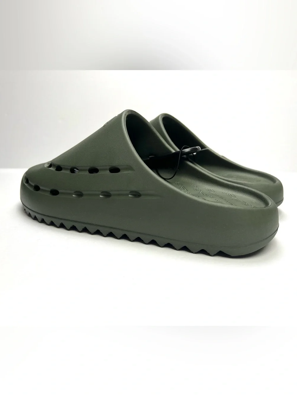 Quiksilver this brand